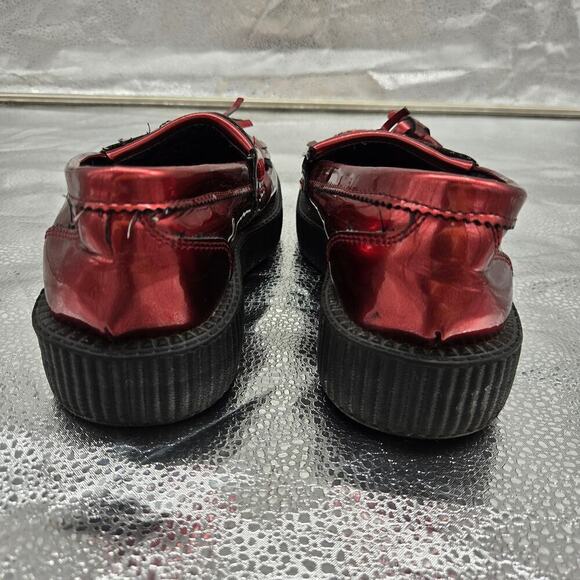 T.U.K. Womens Metallic Burgundy Red Platform Loafers Tassels US Size 5 - Picture 7 of 10